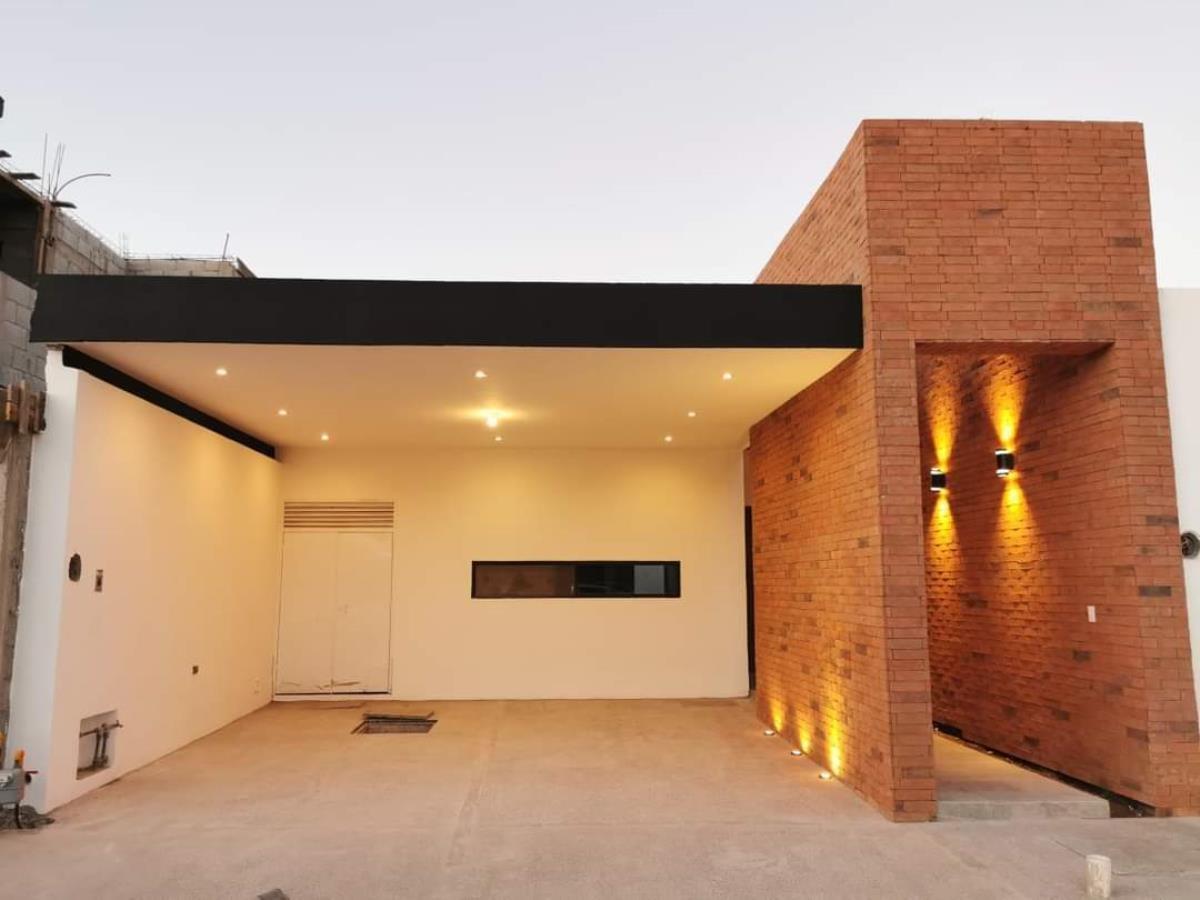 Casa en venta en Los Viñedos, Torreón — foto 1 de 15