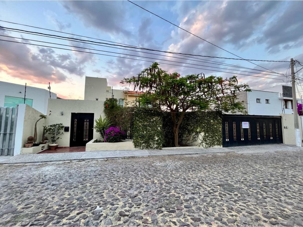 Casa en venta en Colinas del Bosque 2a Sección, Corregidora — foto 1 de 8