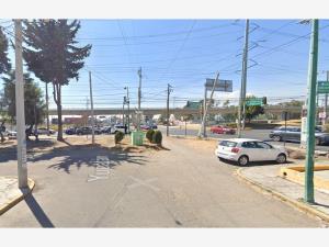 Casa en venta en Santa Maria de las Rosas, Toluca — foto 2 de 15