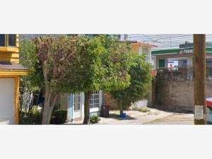 Casa en venta en Rinconada del Bosque, Celaya — foto 3 de 7