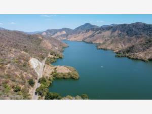 Terreno en venta en La Mira, Lázaro Cárdenas — foto 2 de 6