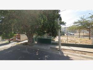 Casa en venta en Hacienda Santa Fe, Tlajomulco de Zúñiga — foto 3 de 7