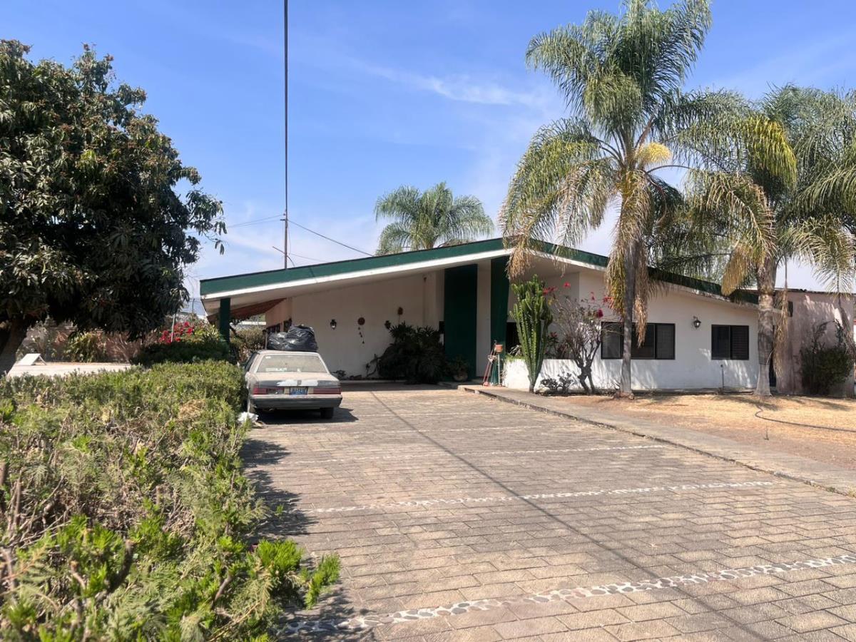 Casa en venta en Jardines de la Calera, Tlajomulco de Zúñiga — foto 1 de 21