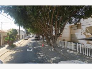 Casa en venta en Jardines del Moral, León — foto 2 de 16