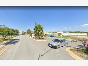 Casa en venta en Quinta las Sabinas, Juárez — foto 2 de 6