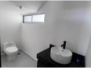 Casa en venta en Lomas de la Rioja, Alvarado — foto 2 de 16