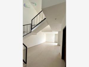 Casa en venta en Rincón de Alcántara, Saltillo — foto 2 de 13
