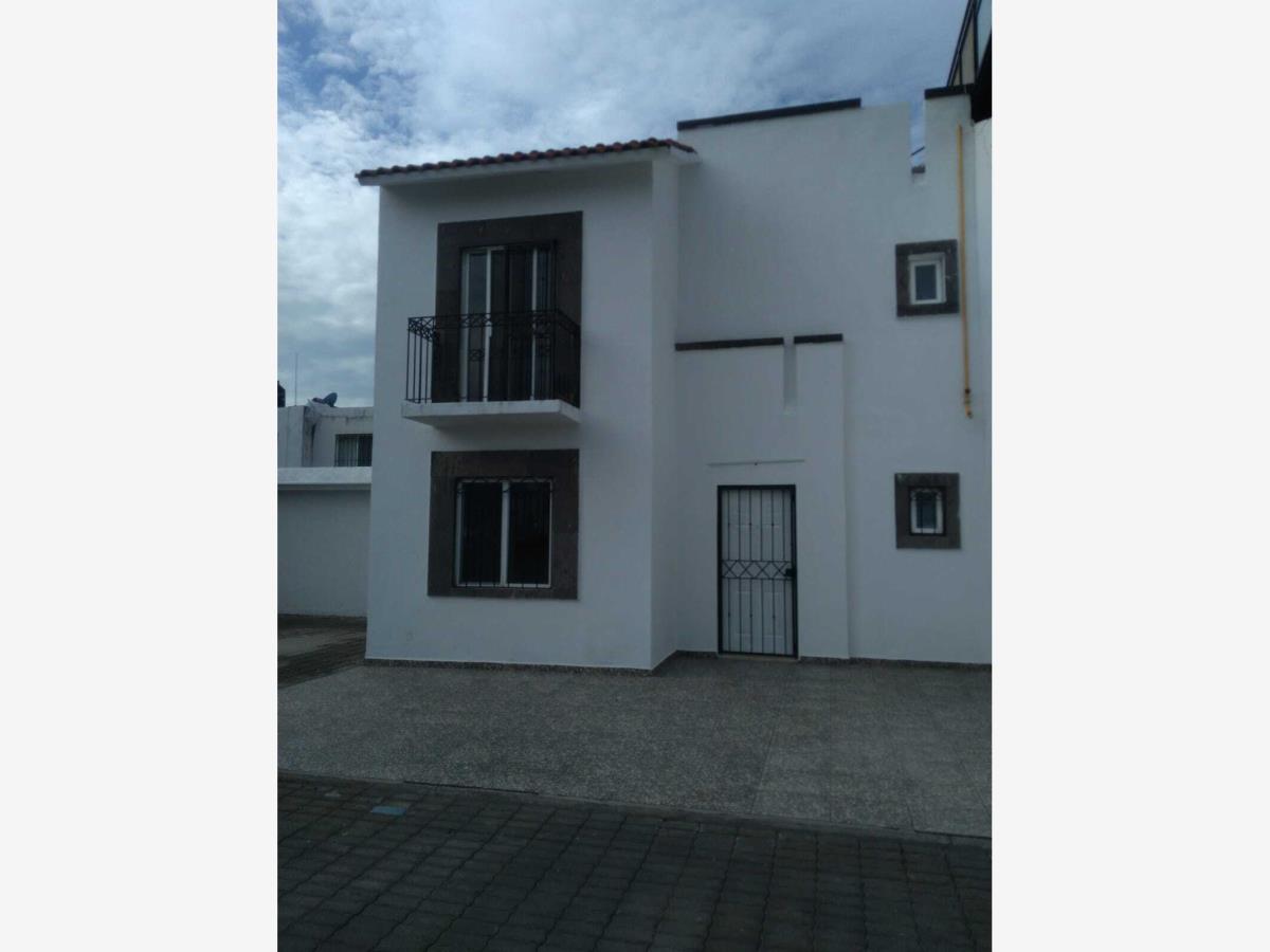 Casa en venta en Villas de Bernalejo, Irapuato — foto 1 de 26
