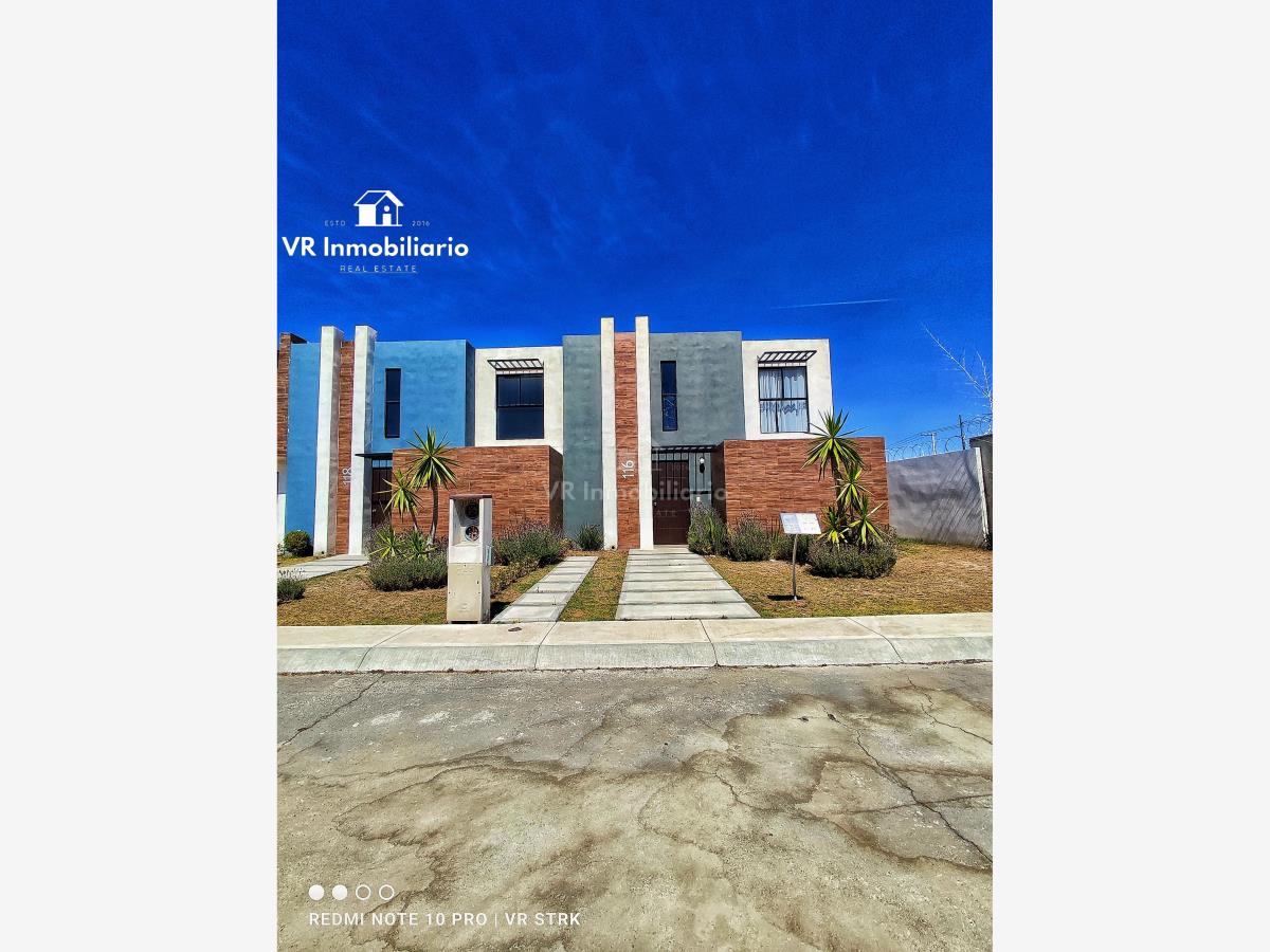 Casa en venta en Paseos de Chavarría, Mineral de la Reforma — foto 1 de 8