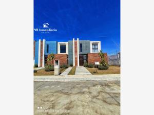 Casa en venta en Paseos de Chavarría, Mineral de la Reforma, Hidalgo