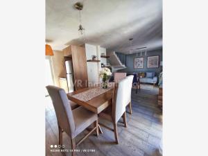Casa en venta en Paseos de Chavarría, Mineral de la Reforma — foto 2 de 8