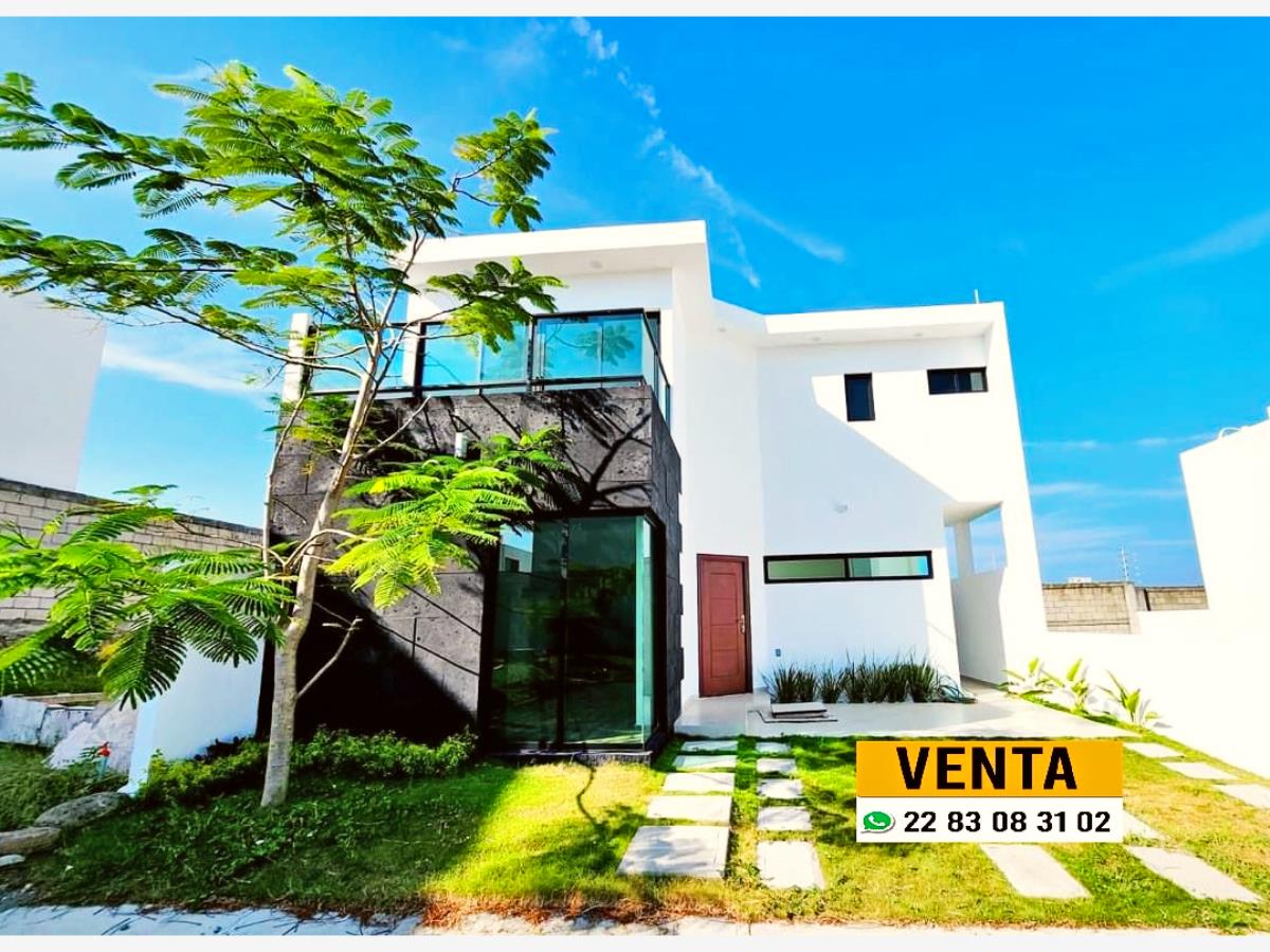 Casa en venta en Lomas de la Rioja, Alvarado — foto 1 de 17