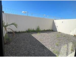 Casa en venta en Lomas de la Rioja, Alvarado — foto 3 de 9