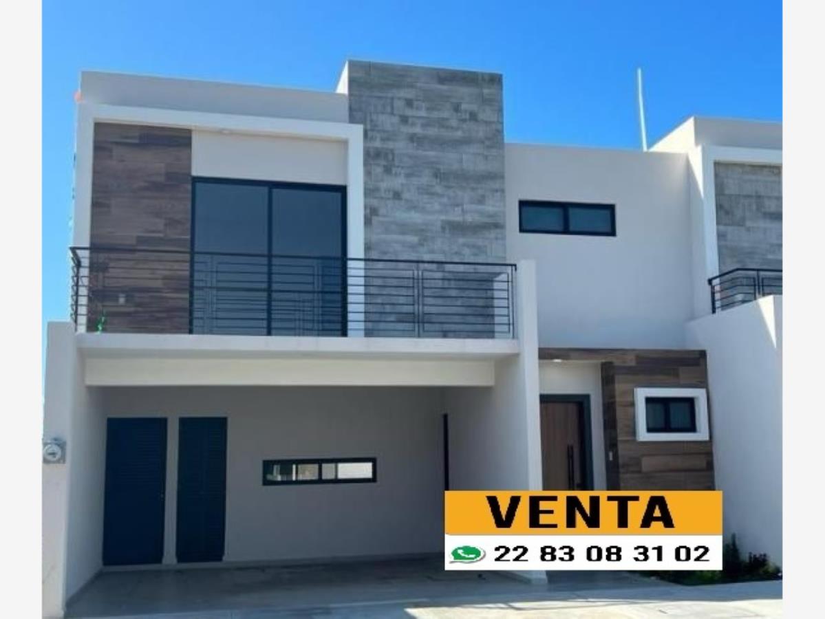 Casa en venta en Lomas de la Rioja, Alvarado — foto 1 de 9