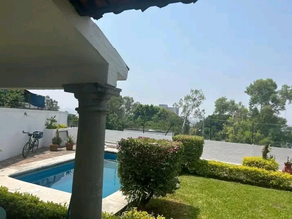 Casa en venta en Los Volcanes, Cuernavaca — foto 1 de 23