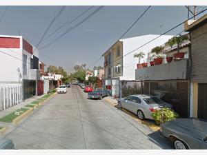 Casa en Hacienda de Echegaray, Naucalpan de Juárez, México
