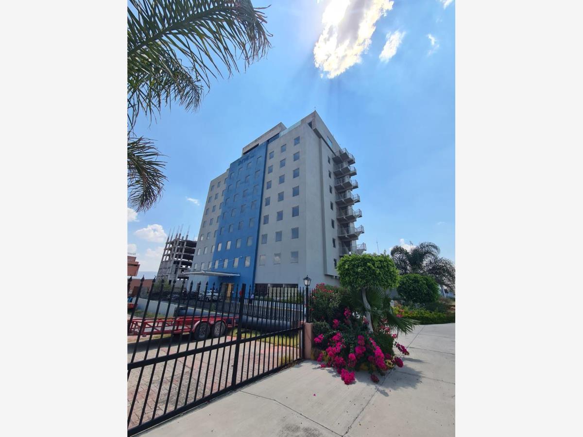 Hotel en venta en Primera Fracción de Crespo (El Tanque), Celaya — foto 1 de 24