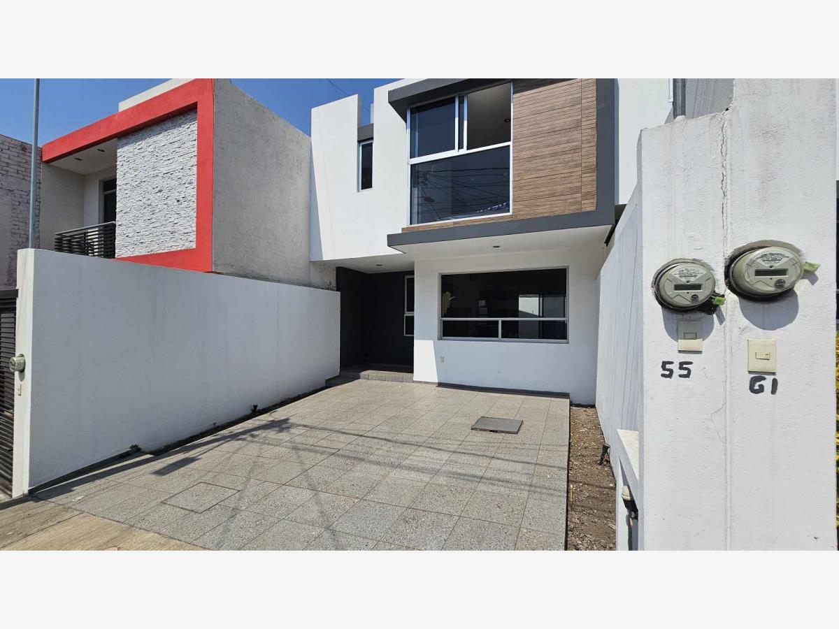 Casa en venta en Campos Elíseos, Morelia — foto 1 de 9