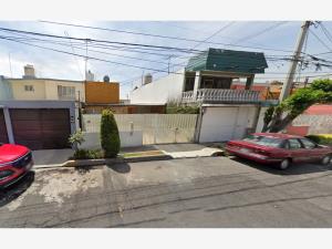 Casa en Prados del Rosario, Azcapotzalco, Ciudad de México
