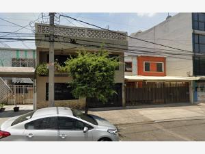 Casa en Obrero Popular, Azcapotzalco, Ciudad de México