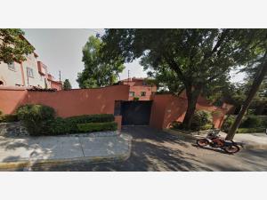 Casa en Miguel Hidalgo, Tlalpan, Ciudad de México