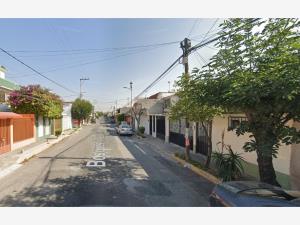 Casa en Bosques de Ecatepec, Ecatepec de Morelos, México