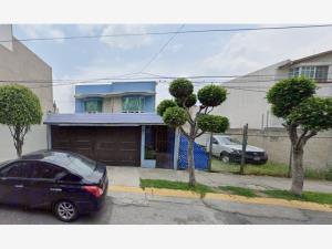 Casa en venta en Lomas Lindas I Sección, Atizapán de Zaragoza — foto 3 de 10
