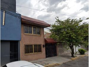 Casa en Juan Escutia, Iztapalapa, Ciudad de México