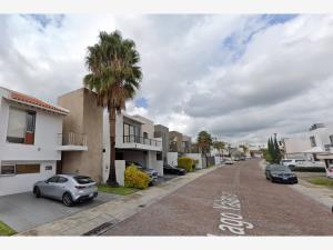 Casa en Cumbres del Lago, Querétaro, Querétaro
