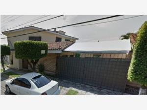Casa en remate en Burgos, Temixco, Morelos