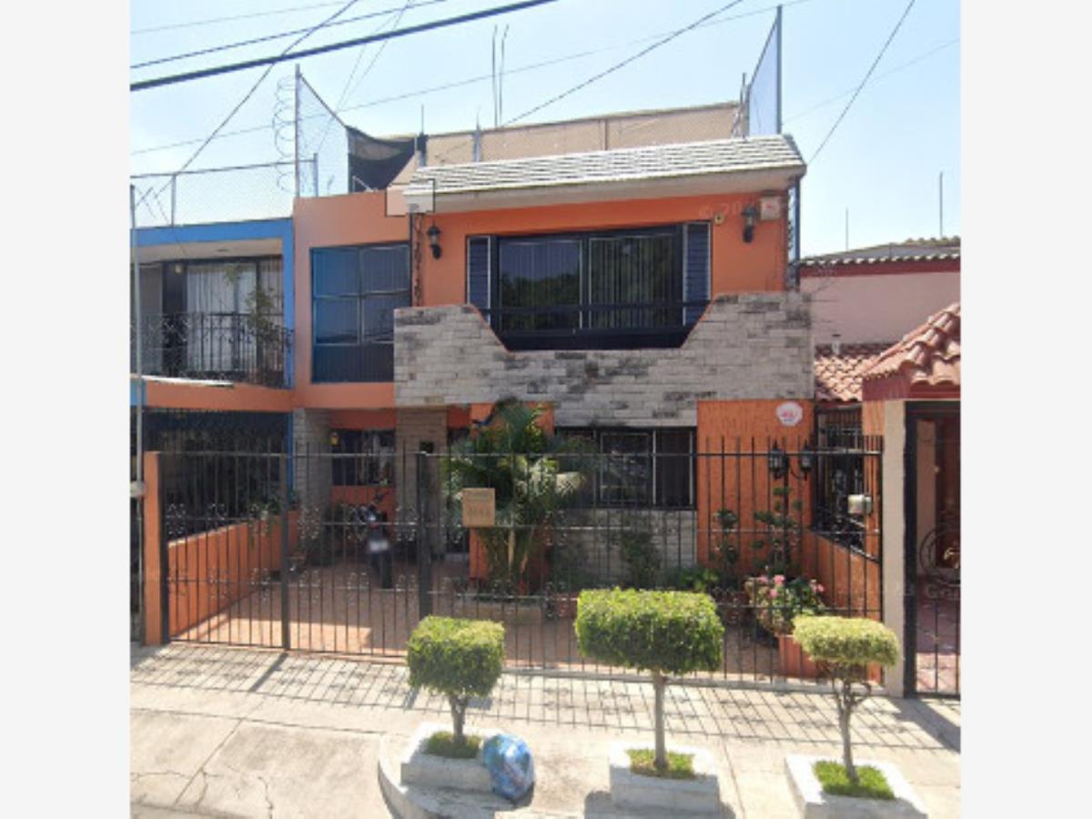 Casa en venta en Jardines del Rosario, Guadalajara — foto 1 de 8