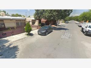 Casa en Magisterio Sección 38, Saltillo, Coahuila de Zaragoza