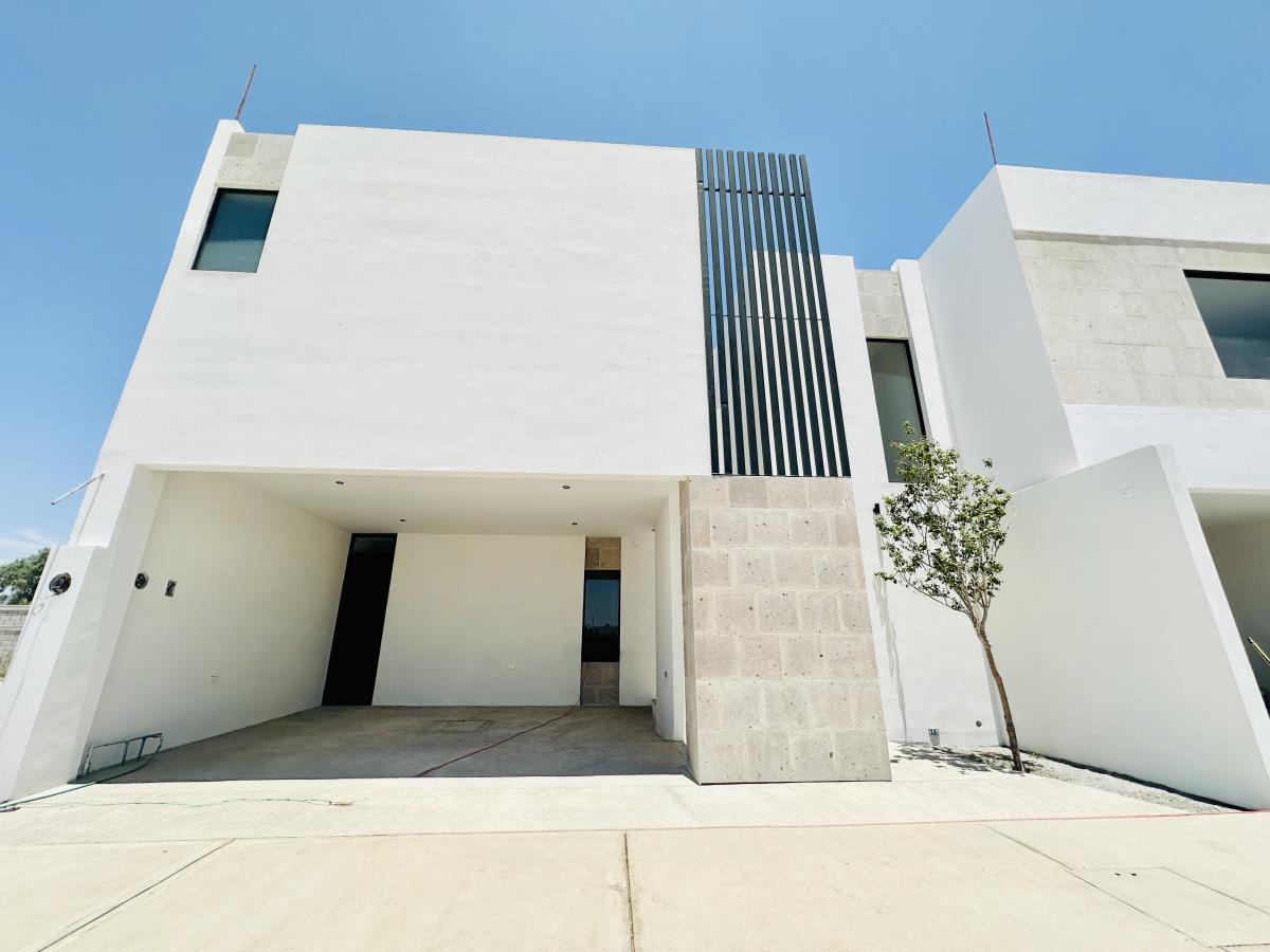 Casa en venta en Ampliación Senderos, Torreón — foto 1 de 23