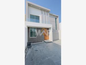 Casa en venta en Colinas del Real, Villa de Álvarez — foto 3 de 33