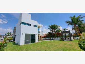 Casa en venta en Lomas de Cocoyoc, Atlatlahucan — foto 3 de 52