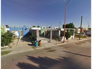 Casa en venta en Villas de San Miguel, Nuevo Laredo — foto 2 de 12