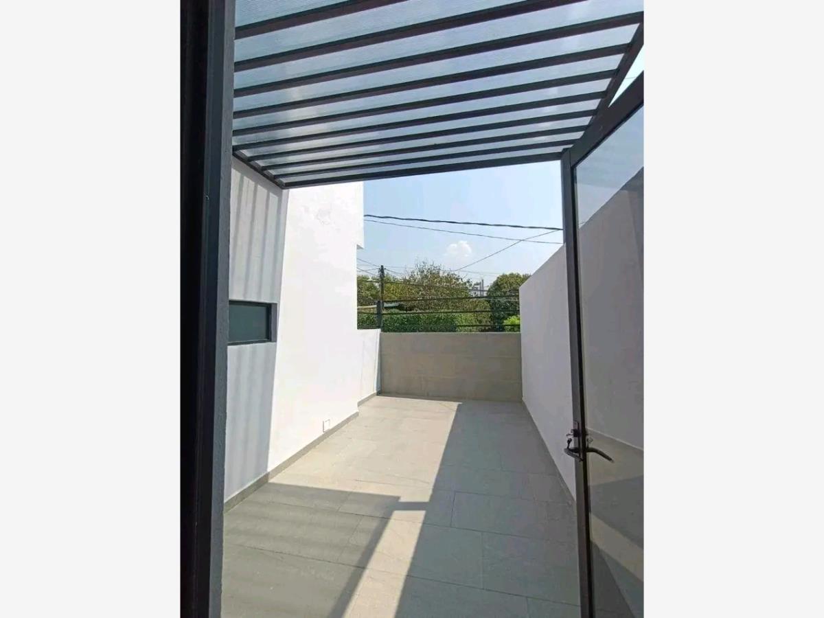 Casa en venta en Base Tranquilidad, Cuernavaca — foto 1 de 22
