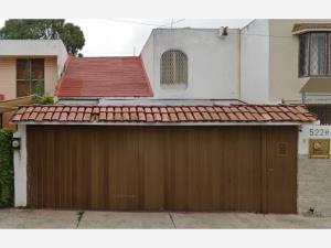 Casa en La Estancia, Zapopan, Jalisco