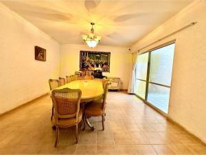 Casa en venta en Jardines del Campestre, León — foto 3 de 12