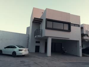 Casa en venta en San Marino, Torreón — foto 2 de 33