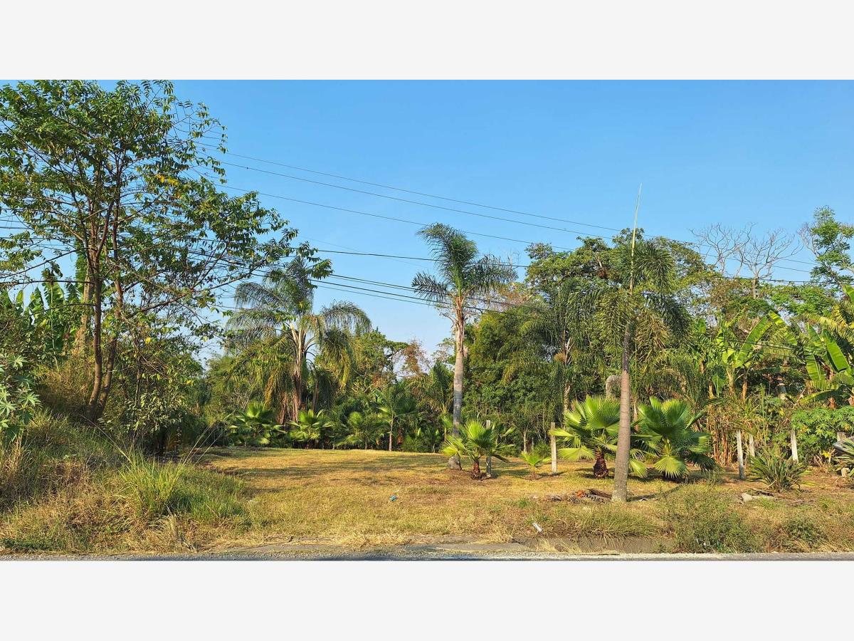 Terreno en venta en Monte Salas, Fortín — foto 1 de 12