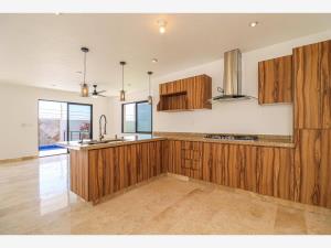Casa en venta en Burgos Bugambilias, Temixco — foto 3 de 13