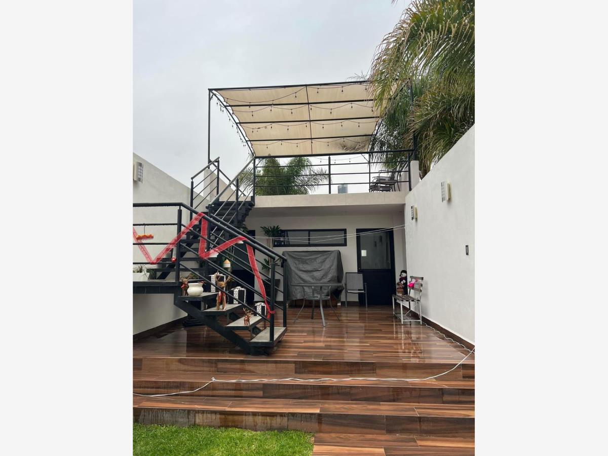Casa en venta en Porta Fontana, León — foto 1 de 9