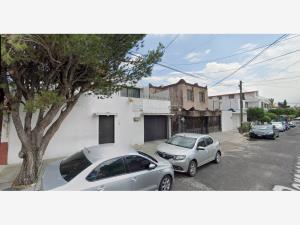 Casa en San Pedro Zacatenco, Gustavo A. Madero, Ciudad de México