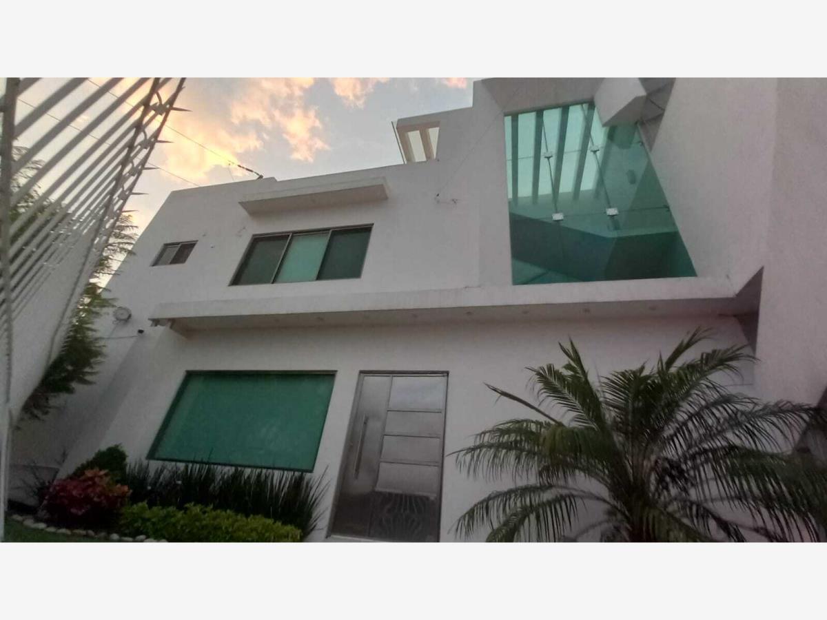 Casa en venta en Jardines de Tlayacapan, Tlayacapan — foto 1 de 17