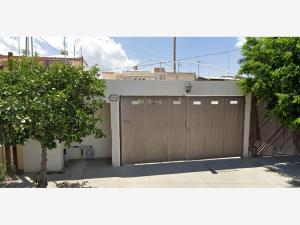 Casa en venta en Estrella, Torreón — foto 2 de 14