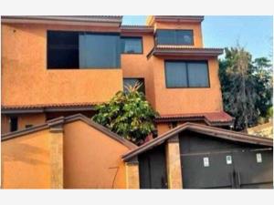 Casa en Jardines de Cuernavaca, Cuernavaca, Morelos