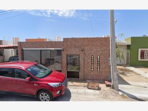 Casa en venta en Diana Laura, La Paz — foto 3 de 14