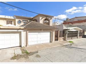 Casa en venta en Aztlan, Reynosa — foto 2 de 11