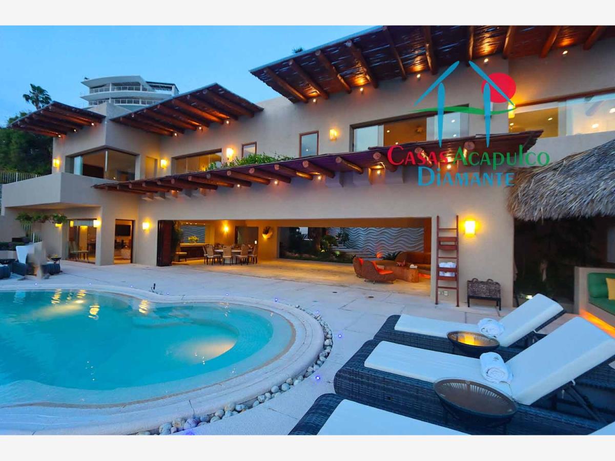 Casa en renta vacacional con terraza, palapa, alberca, asoleadero, extraordinaria vista al mar Casa en renta vacacional con terraza, palapa, alberca, asoleadero, extraordinaria vista al mar